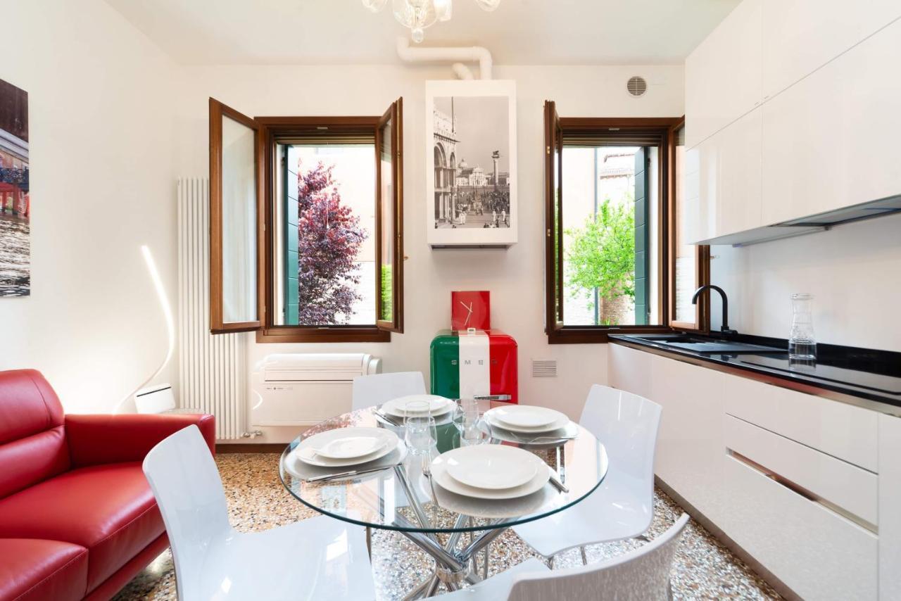 Just Urban Stays - Castello 5067 Boutique Apartment Veneţia Exterior foto